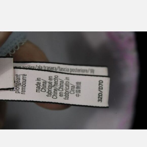 VICTORIA'S SECRET DREAM ANGEL PADDED PLUNGE LACE LAVENDAR GRAY 32D - Picture 9 of 9